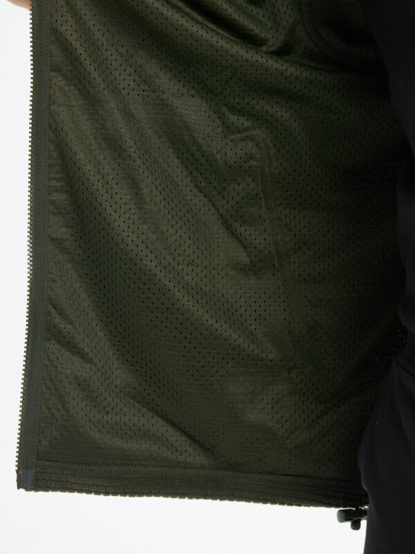 макс3981